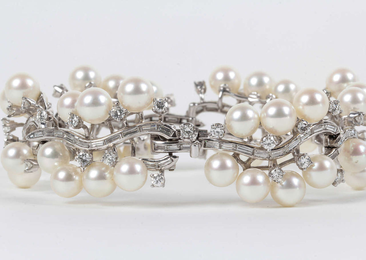 https://a.1stdibscdn.com/archivesE/jewelry/1stdibs/022415/DiamondScene_CC_DM//07/IMG_8999.jpg