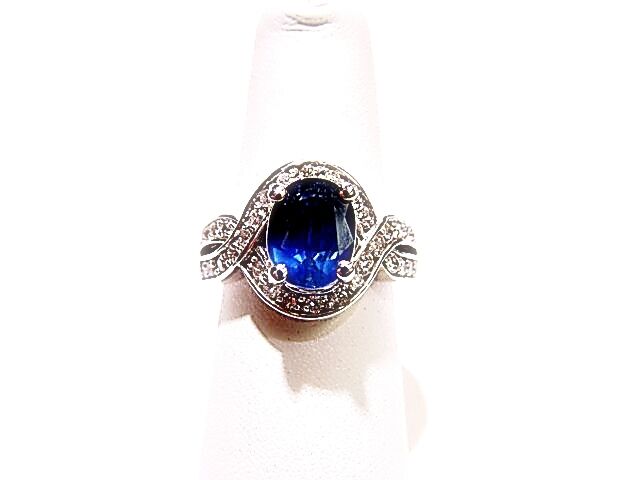 3.44 CT 1 OVAL SAPPHIRE SET WITH ROUND DIAMONDS SWIRL RING 14 K WHITE GOLD RING