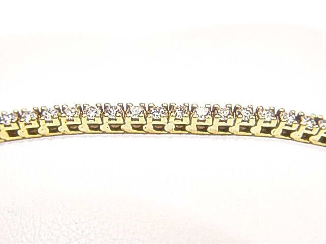 ROUND BRILLIANT CUT DIAMOND 4 PRONG SET TENNIS BRACELET