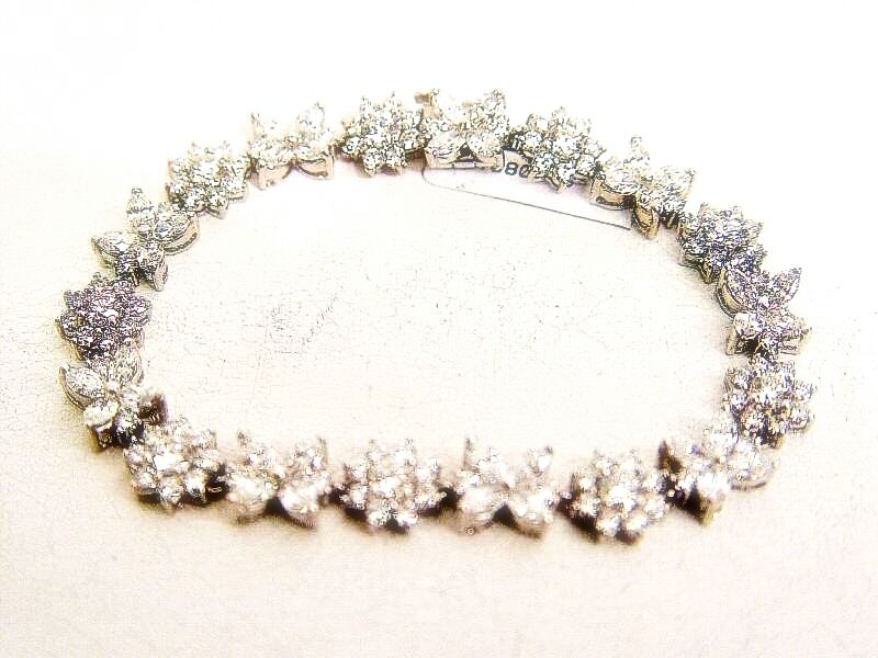 DIAMOND ROUND BRILLIANT SHAPE MARQUISE SHAPE ALL AROUND SET BRACELET PLATINUM