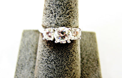CERTIFIED DIAMOND ROUND BRILLIANT SHAPE THREE STONE PRONG SET ENGAGEMENT RING