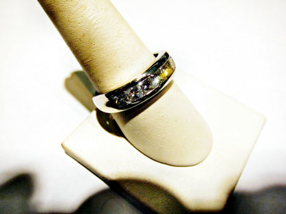 SEVEN PRINCESS DIAMOND CHANNEL SET DIAMOND BAND