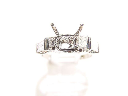 DIAMOND 2 PRINCESS 4 BAGUETTE SHAPE SETTING 4 PRONG SET DIAMOND SETTING MARITAL