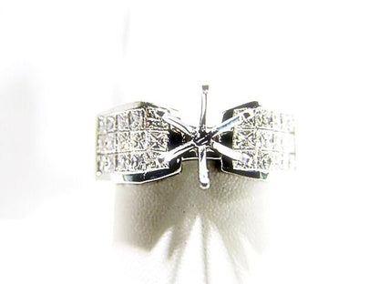 DIAMOND 30 PRINCESS SHAPE INVISIBLE SET 5X3 ROW SETTING DIAMOND ENGAGEMENT RING