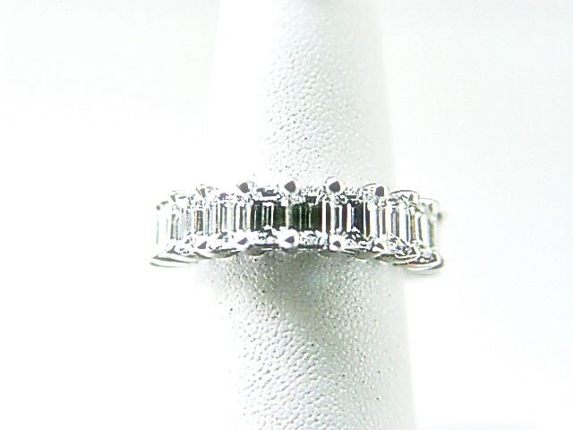 DIAMOND 22 EMERALD SHAPE ETERNITY SET COMMON PRONG SET ANNIVERSARY DIAMOND BAND