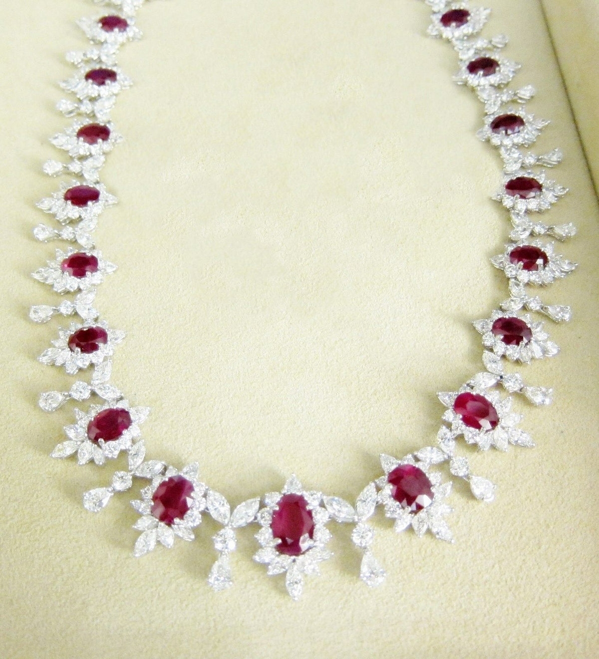 22 OVAL FINE QUALITY RUBY DIAMOND 155 ROUND BR 44 PEAR SHPE 1