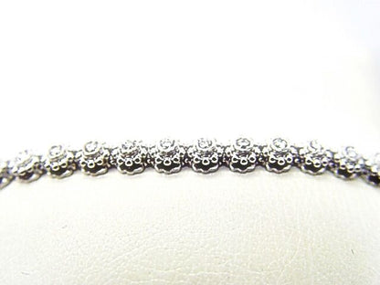 DIAMOND ROUND BRILLIANT SHAPE 31 STONE SET BEZEL SET DIAMOND