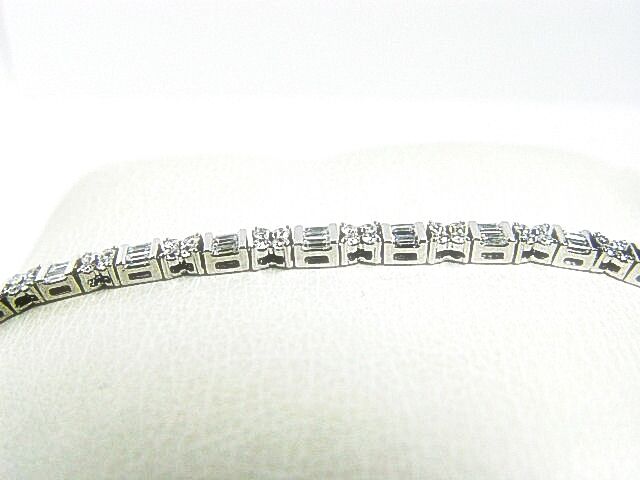 DIAMOND ROUND BR SHAPE PRONG SET 88 STONE BAGUETTE SHAPE
