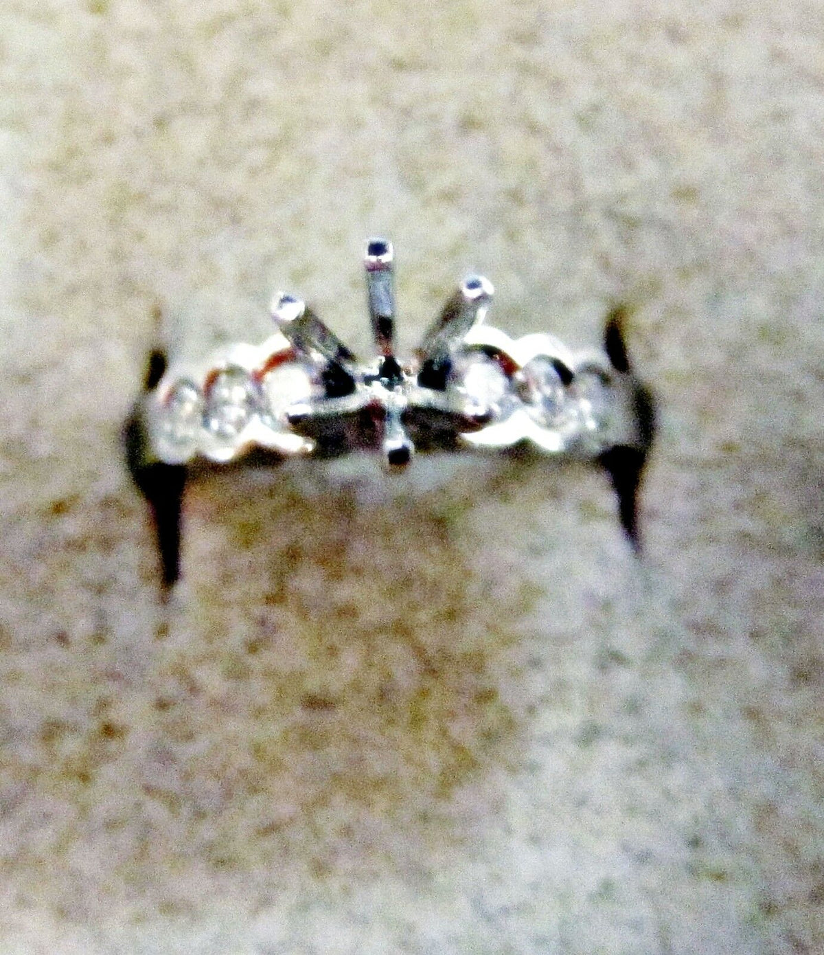 DIAMOND SETTING 6 STONE BEZEL SET 6 PRONG FOR 4.00 MM DIAMOND