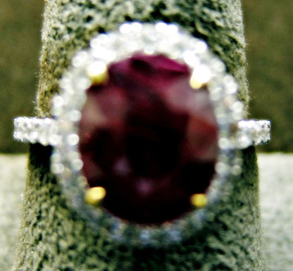 Ruby oval shape 5.02 ct and diamond ring 18 k white gold