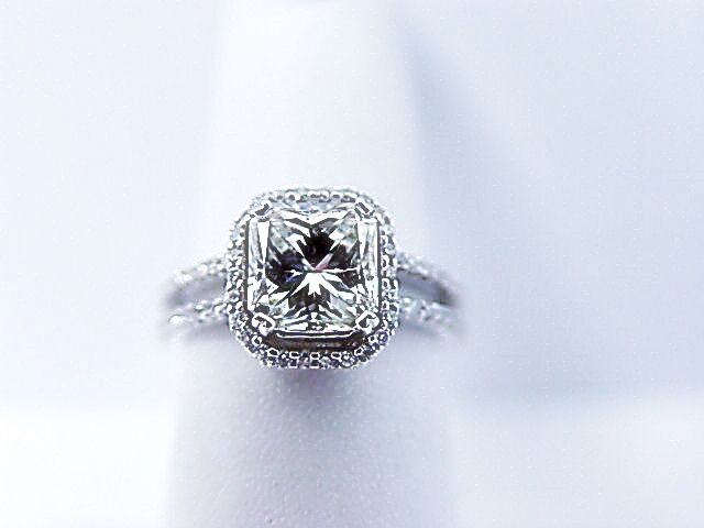 CERTIFIED DIAMOND RADIANT 7.33X 7.12X 4.79MM SIDE ROUND