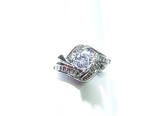 CERTIFIED .82 CT ROUND BRILLIANT DIAMOND .55 CT BAGUETTE DIAMOND ENGAGEMENT RING