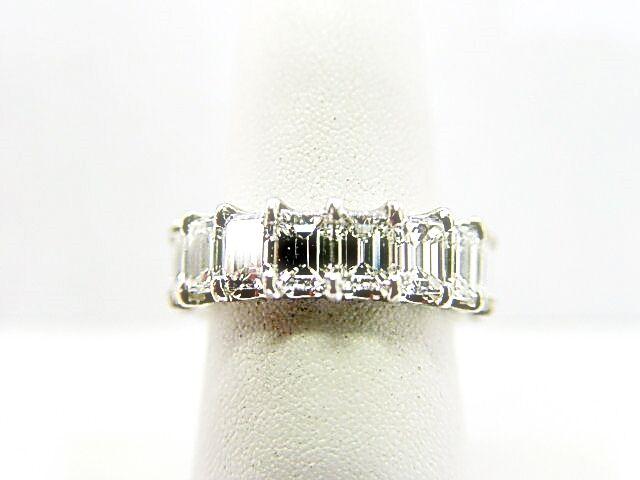 DIAMOND 18 EMERALD SHAPE ETERNITY SET BAND U BASKET MOUNTING DIAMOND BAND