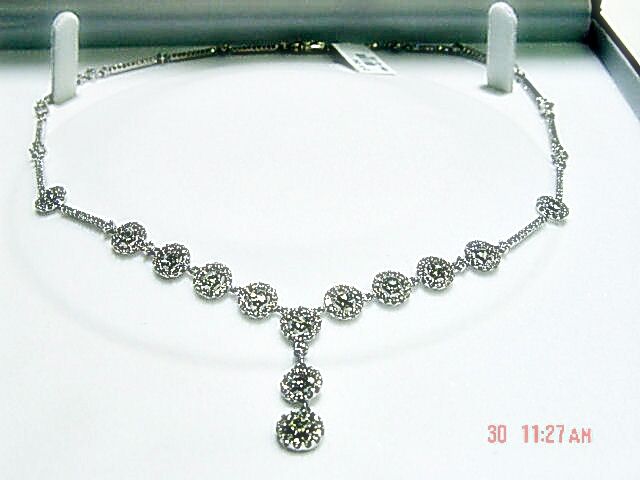DIAMOND ROUND BRILLIANT SHAPE ROSE SHAPE DIAMOND NECKLACE
