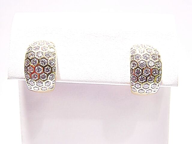 ROUND BRILLIANT CUT BEZEL SET DIAMOND HUGGY EARRING