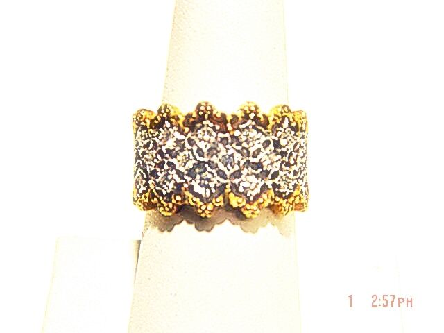 DIAMOND ROUND BRILLIANT SHAPE TWO TONE BAND ETERNITY