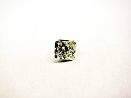 EGL CERTIFICATE USA RADIANT SHAPE G COLOR SI2 CLARITY 4.01 CT LOOSE DIAMOND
