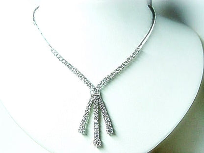 DIAMOND ROUND BRILLIANT SH BAGUETTE SHAPE FRONT SET DIAMOND NECKLACE