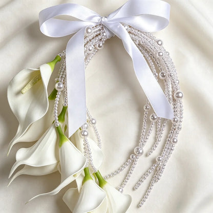 Minimalist White Calla Lily Bridal Bouquet Artificial Pearl Chain Tassel Hand Flower for Wedding Ceremony Home Decor Gift Giving