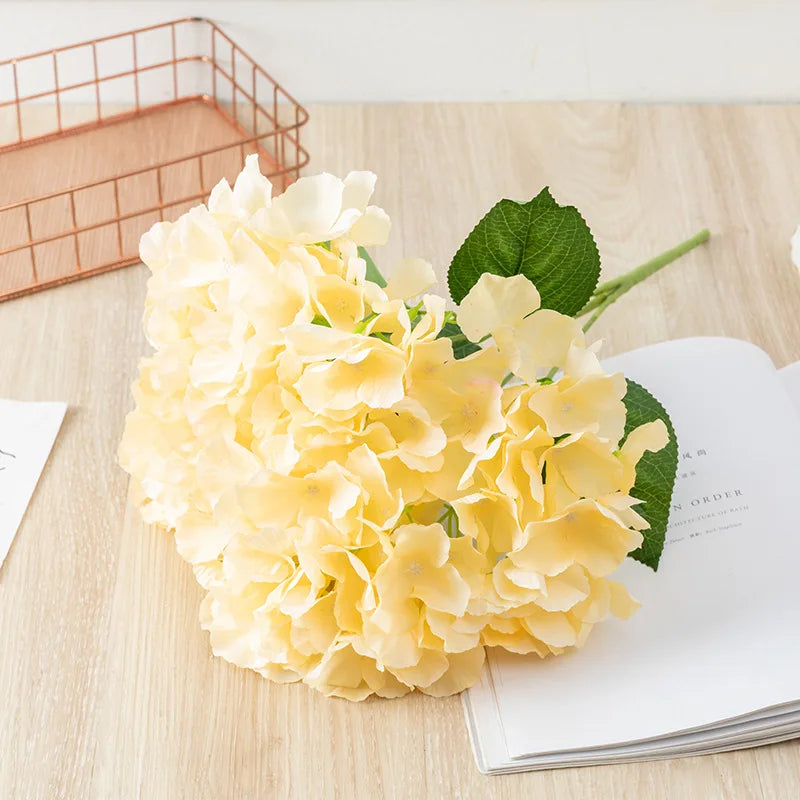 48CM Long 5 Heads Silk Hydrangea Heads with Stems Artificial Hydrangea Flower Head for Home Wedding Party Baby Shower Decoration