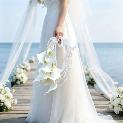 Minimalist White Calla Lily Bridal Bouquet Artificial Pearl Chain Tassel Hand Flower for Wedding Ceremony Home Decor Gift Giving