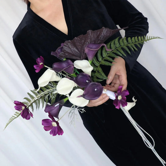 Artificial Calla Lily Flowers Wedding Bouquet Holding Flowers