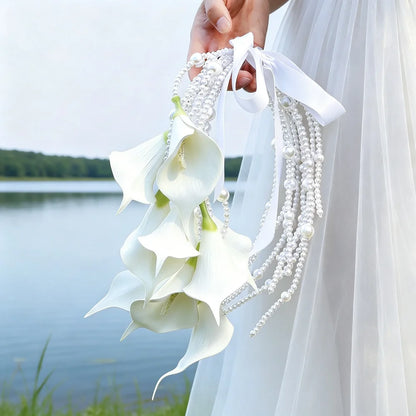 Minimalist White Calla Lily Bridal Bouquet Artificial Pearl Chain Tassel Hand Flower for Wedding Ceremony Home Decor Gift Giving