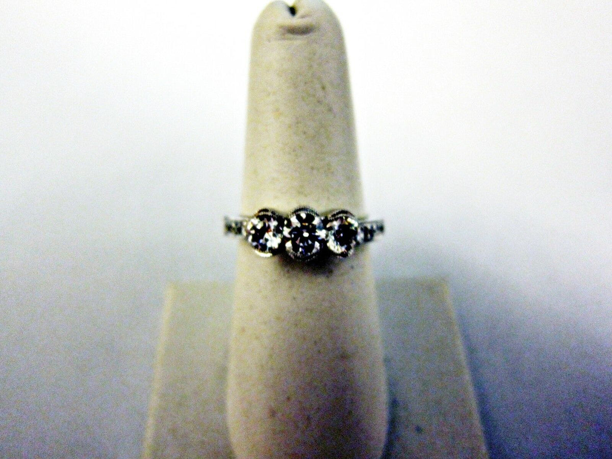 1.20 CT TOTAL DIAMOND OVAL 3 STONE 2 ROUND BR SHAPE 8 STONE ENGAGEMENT RING 18 K