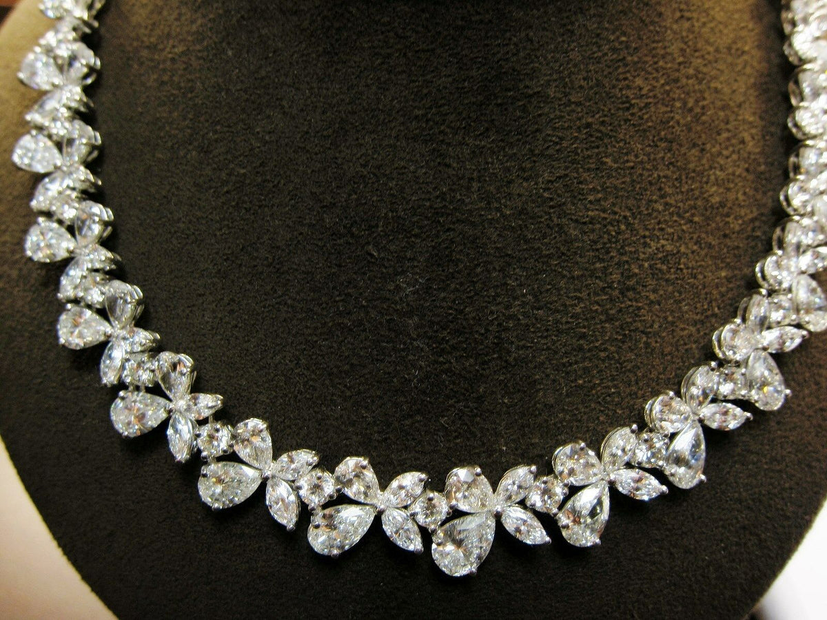 DIAMOND NECKLACE MULTI-SHAPE DIAMOND SET PRETTY DIAMOND NECKLACE SET DIAMOND