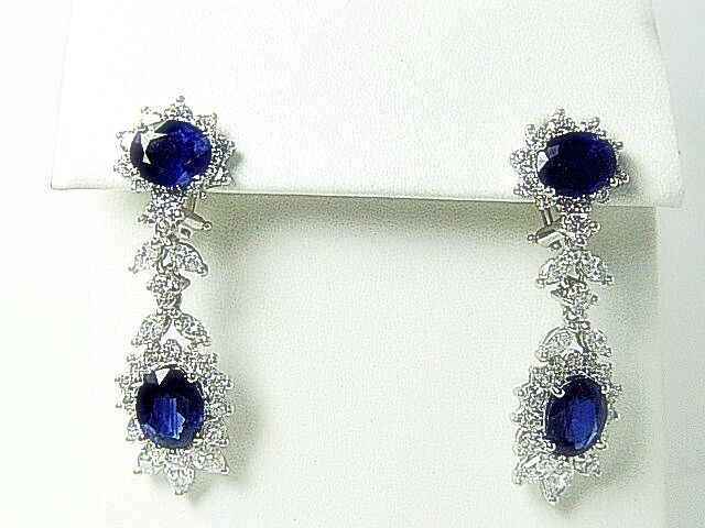 4 OVAL BLUE SAPPHIRES SET WITH MARQUISE ROUND BRILLIANT SHAPE DIAMOND EARRING