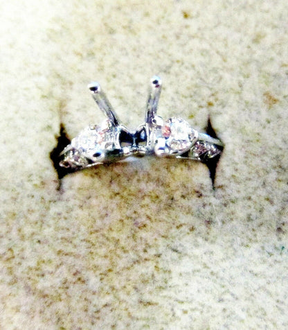 DIAMOND ALL OVER SET SMALL PIECE GOLD BACK FOR SIZEING DIAMOND RING DIAMOND BAND