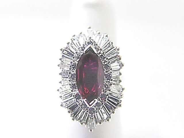 RUBY MARQUISE SHAPE 11.05X5.80X2.60MM DIAMOND RING