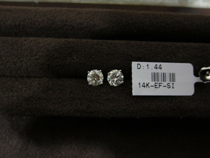 DIAMOND ROUND BRILLIANT SHAPE STUD EARRING