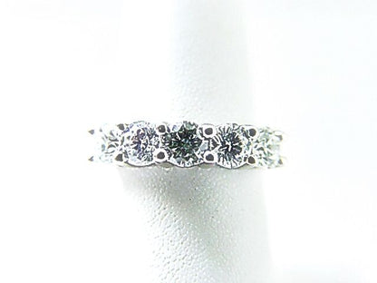 DIAMOND 5 ROUND BR SHAPE COMMON PRONG SET BAND DIAMOND WEDDING BAND DIAMOND RING