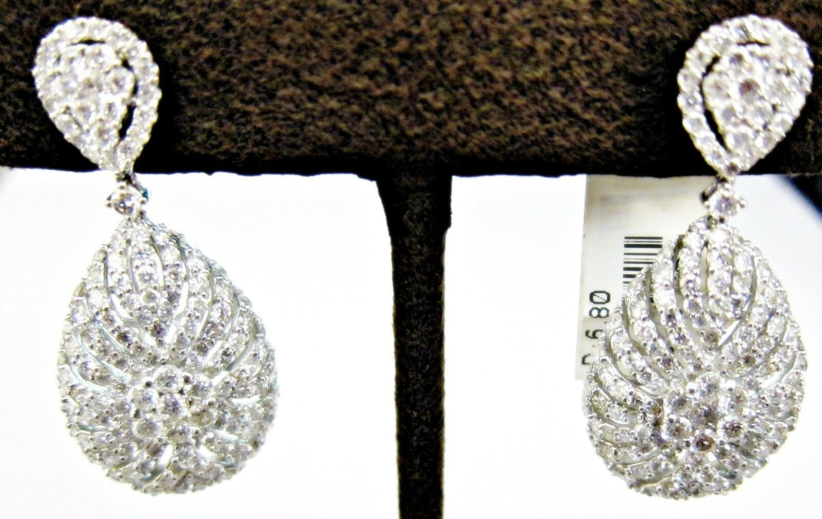 DIAMOND ROUND BRILLIANT SHAPE EARRING
