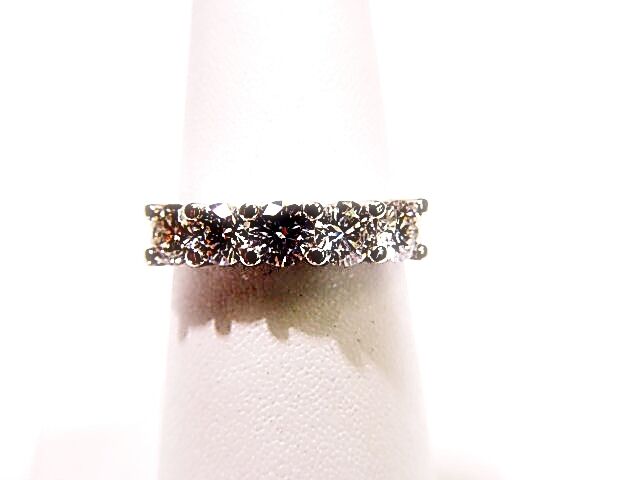 5 STONES COMMON PRONG SET DIAMOND ROUND BRILLIANT DIAMOND BAND ANNIVERSARY BAND