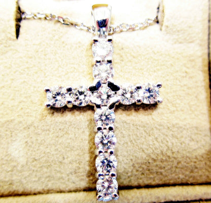 DIAMOND ROUND BRILLIANT SHAPE CROSS PENDANT INCLUDED CHAIN