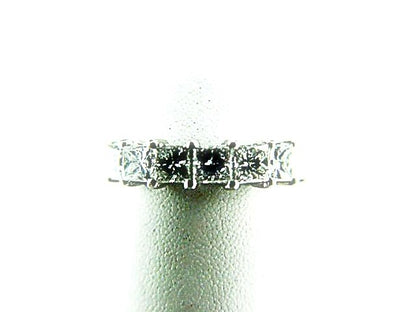 DIAMOND 17 PRINCESS SHAPE ETERNITY SET COMMON PRONG SET DIAMOND ANNIVERSARY