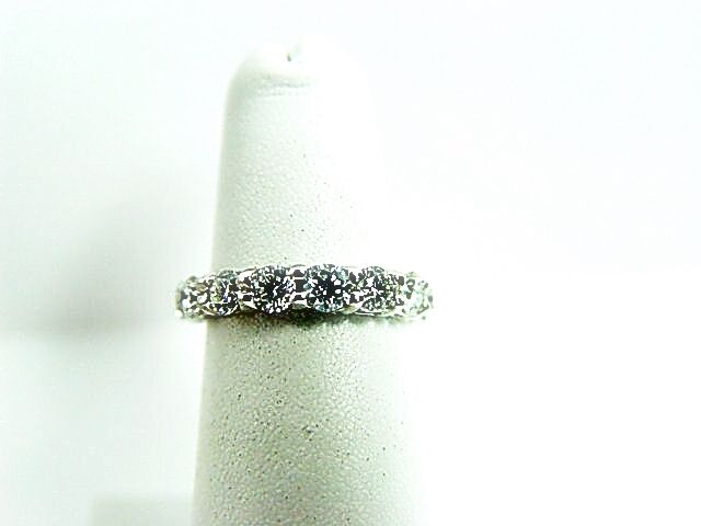 DIAMOND ROUND BR SHAPE ETERNITY SET COMMON PRONG SET DIAMOND BAND RING