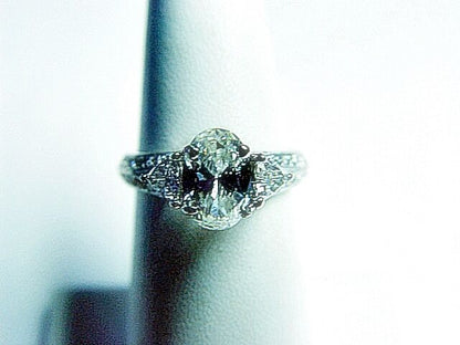 CERTIFIED DIAMOND OVAL SHAPE 8.42X5.70X3.81MM 2 TRILLION ROUND ENGAGEMENT RING