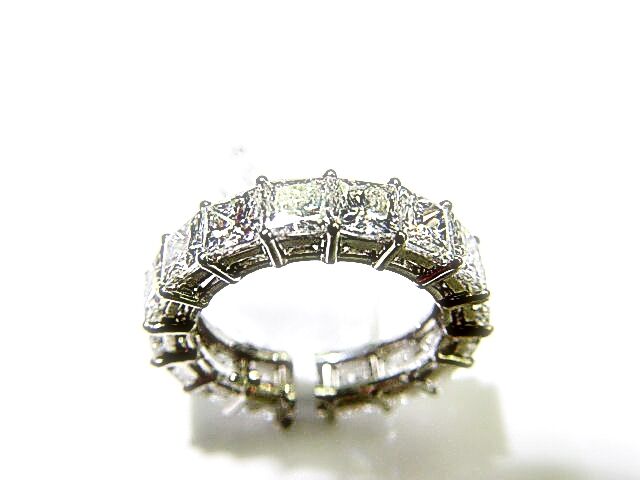 17 DIAMOND PRINCESS SHAPE DIAMOND ETERNITY BAND