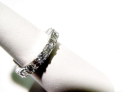 10 ROUND BRILLIANT 10 EMERALD CUT DIAMOND SET ALL THE WAY AROUND