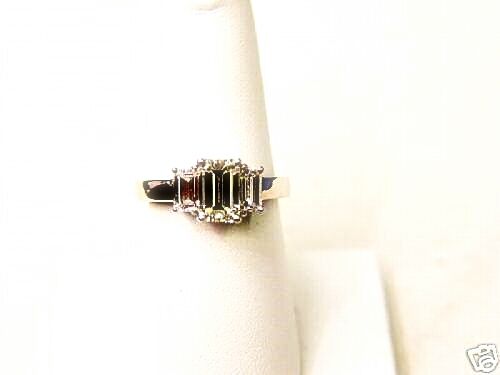 LABORATORY CERTIFIED EMERALD CUT DIAMOND 1.52 CT 4 PRONG
