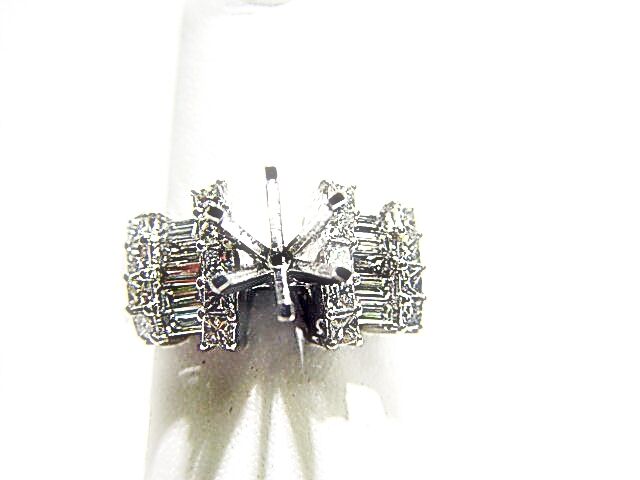 DIAMOND 18 PRINCESS SHAPE 10 BAGUETTE SHAPE SETTING