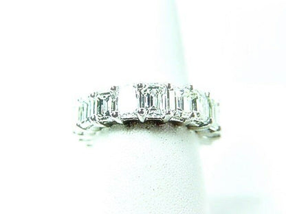 DIAMOND EMERALD SHAPE COMMON PRONG SET ETERNITY BAND 19 STONE DIAMOND ETERNITY
