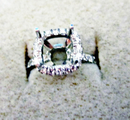 DIAMOND HALO SETTING 3/4 WAY SET DIAMOND FOR 6.50 MM STONE