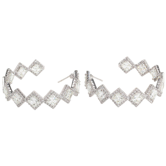 https://a.1stdibscdn.com/archivesE/jewelry/1stdibs/051514/DiamondScene_CC_DM//08/X.jpg
