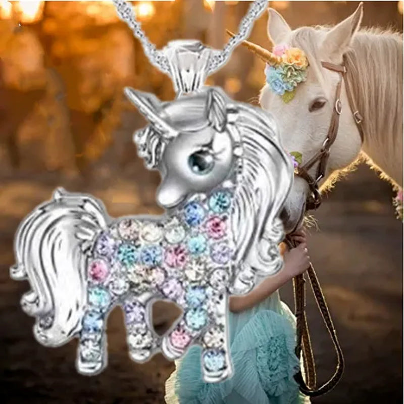 Exquisite Fashion Personality Women's Unicorn Jewelry Accessories  Necklace Zircon Necklace Couple Jewelry Accessories Lovely and Elegant Unicorn Animal Pendant Birthday Wedding Valentine's Day Anniversary Gift