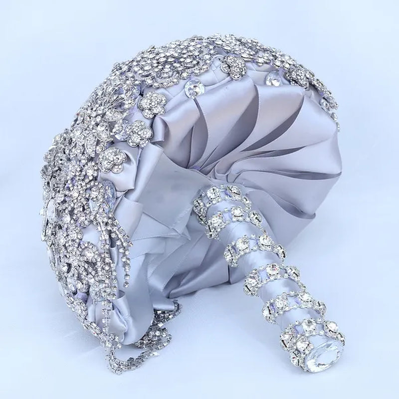18CM High-end Luxury Full Diamond Bridal Bouquet Silver Rhinestone Brooch Tassel Wedding Flower Bouquet Handmade Bridesmaid Holding Flowers