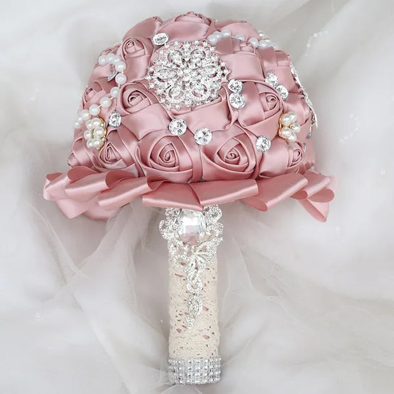 20CM Mixed Color Silk Ribbon Rose Wedding Flower Bouquet Luxury Pearl Crystal Brooch Bridal Bouquet Handmade Creative Bridesmaid Holding Flowers